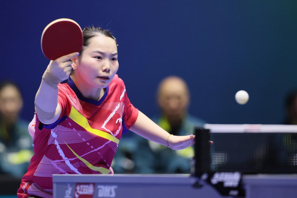 勇士轻取马刺，6人出色发挥，4人表现及格，3人低迷.